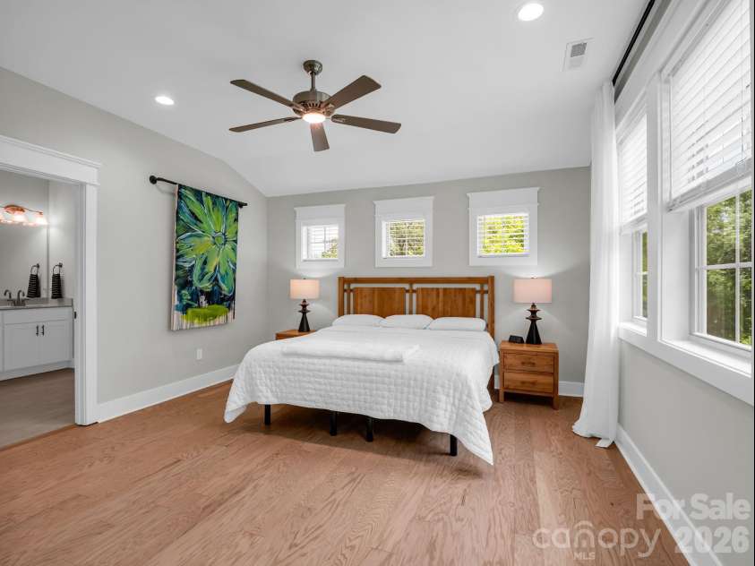 572 Sweet Birch Park Lane, Black Mountain, NC 28711.  MLS# CAR4396853, YatesRealty ID 38616. 