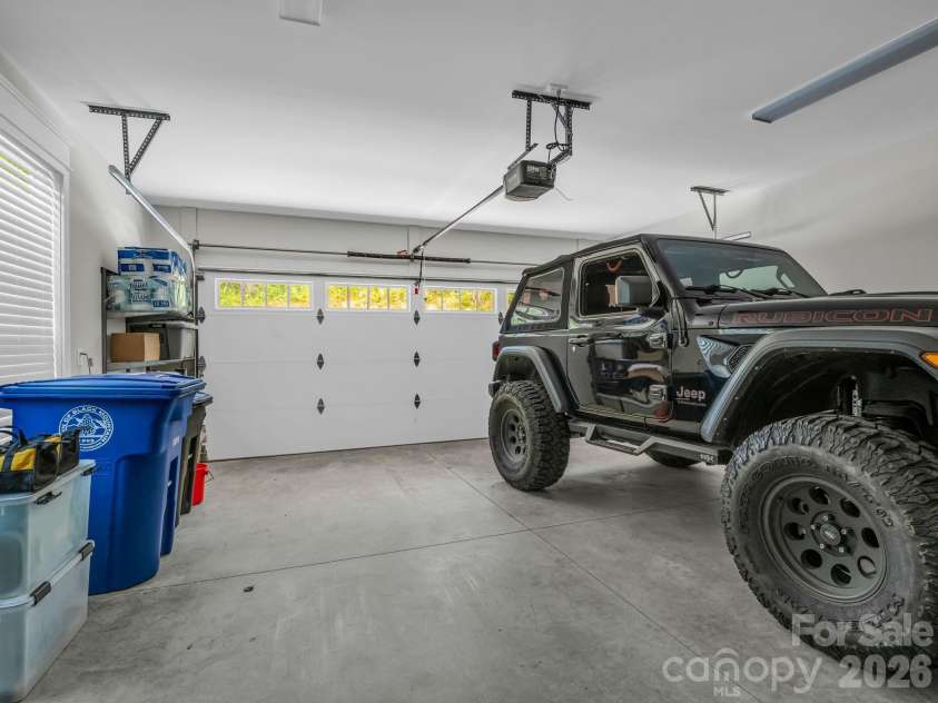 572 Sweet Birch Park Lane, Black Mountain, NC 28711.  MLS# CAR4396853, YatesRealty ID 38616. 