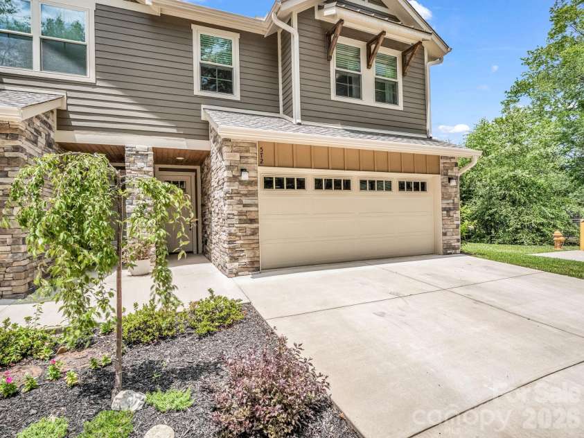 572 Sweet Birch Park Lane, Black Mountain, NC 28711.  MLS# CAR4396853, YatesRealty ID 38616. 