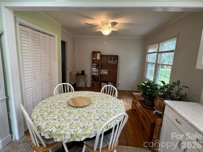 7644 Bramblewood Drive, Charlotte, NC 28217.  MLS# CAR4397950, YatesRealty ID 38618. 