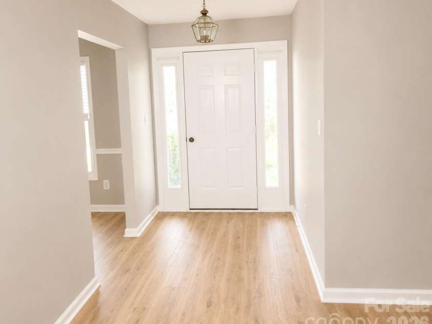3842 Serenity Drive, Hickory, NC 28602.  MLS# CAR4384261, YatesRealty ID 38619. 