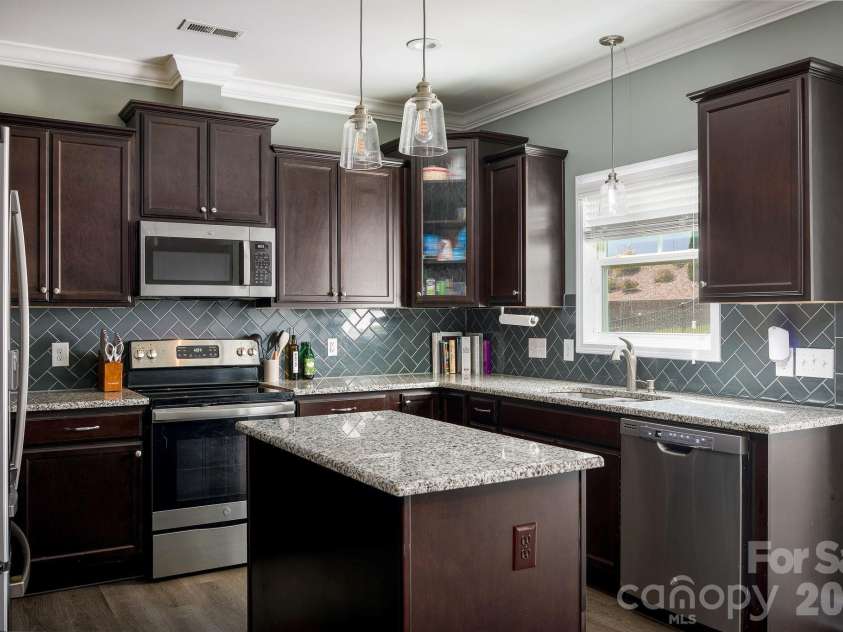 2929 Fernley Court, High Point, NC 27262.  MLS# CAR4356637, YatesRealty ID 3862. 