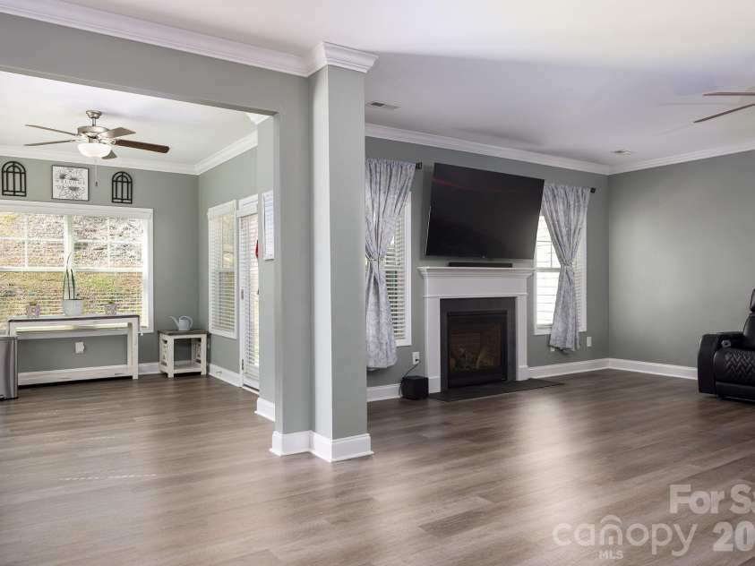 2929 Fernley Court, High Point, NC 27262.  MLS# CAR4356637, YatesRealty ID 3862. 