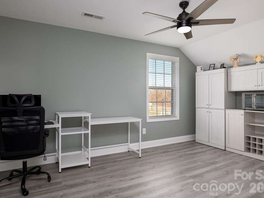 2929 Fernley Court, High Point, NC 27262.  MLS# CAR4356637, YatesRealty ID 3862. 