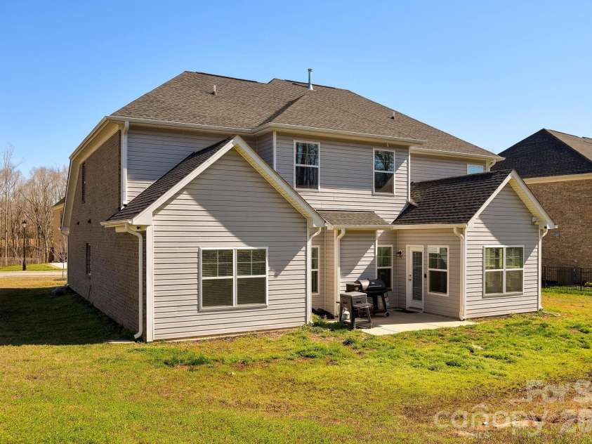 2929 Fernley Court, High Point, NC 27262.  MLS# CAR4356637, YatesRealty ID 3862. 