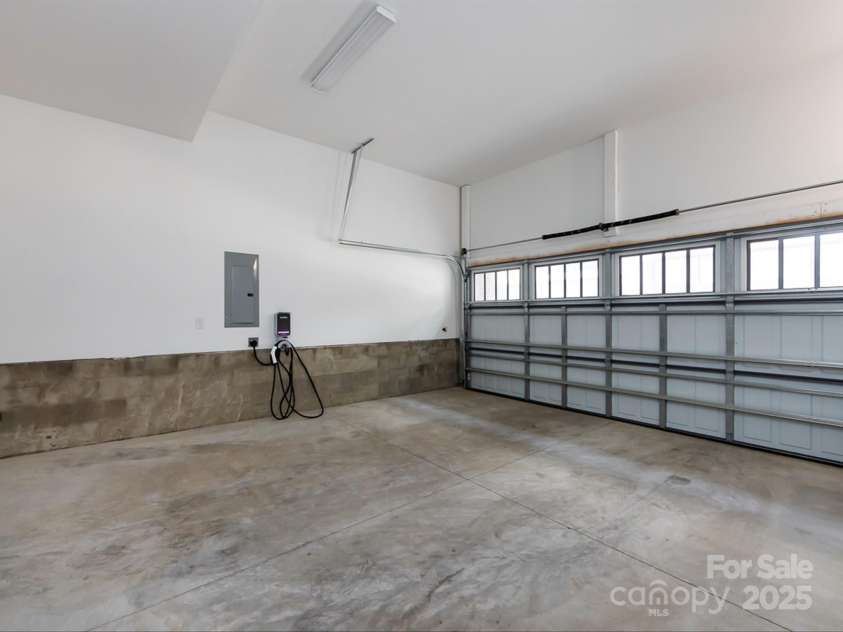 3022 Kalex Court, Charlotte, NC 28204.  MLS# CAR4297350, YatesRealty ID 3862. 