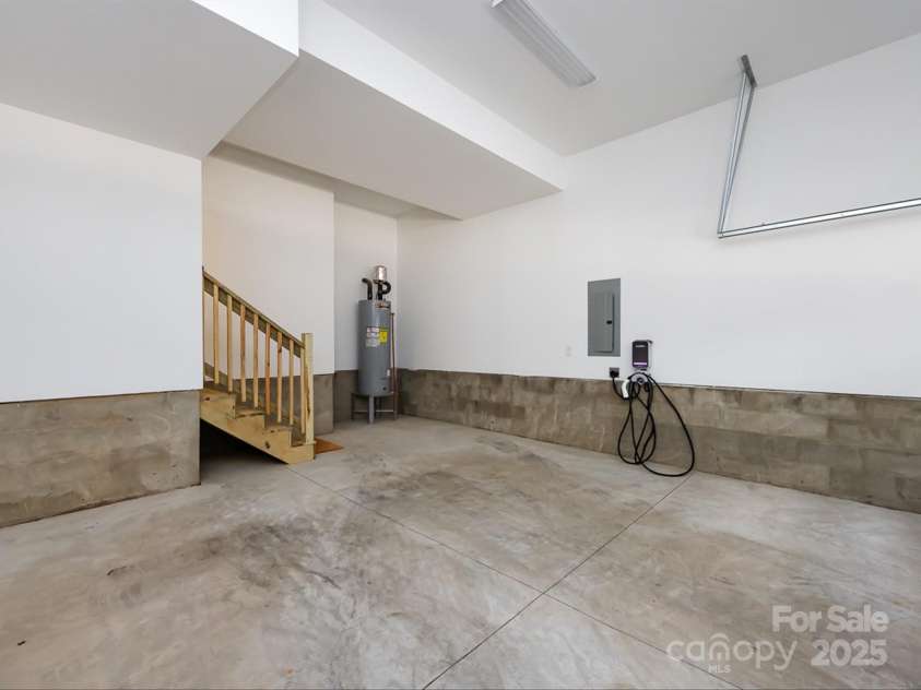 3022 Kalex Court, Charlotte, NC 28204.  MLS# CAR4297350, YatesRealty ID 3862. 