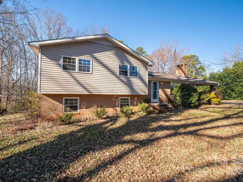 8080 Monbo Road, Catawba, NC 28609.  MLS# CAR4227204, YatesRealty ID 3862. 