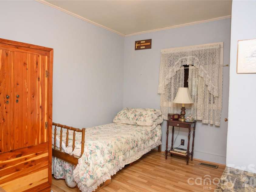 135 Mill Street, Chester, SC 29706.  MLS# CAR4386843, YatesRealty ID 38620. Bedroom 2