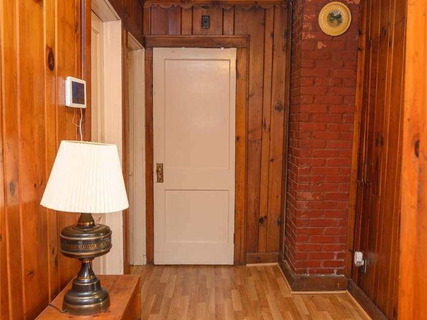 135 Mill Street, Chester, SC 29706.  MLS# CAR4386843, YatesRealty ID 38620. Hallway