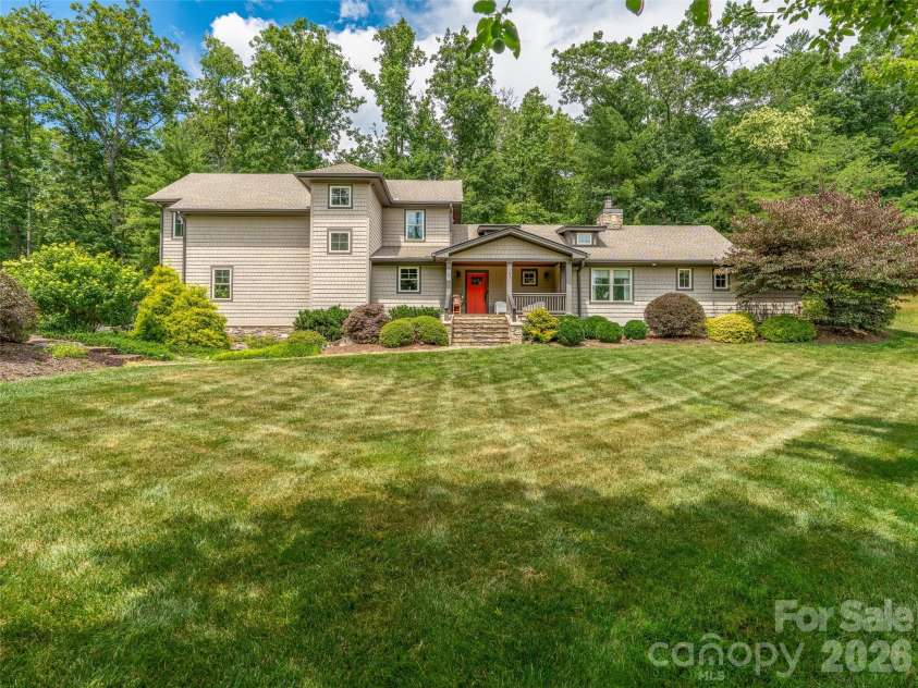 101 Glen Trillium Drive, Fletcher, NC 28732.  MLS# CAR4401703, YatesRealty ID 38622. 