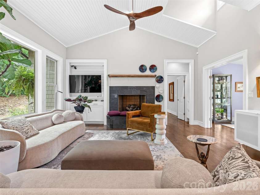 101 Glen Trillium Drive, Fletcher, NC 28732.  MLS# CAR4401703, YatesRealty ID 38622. 