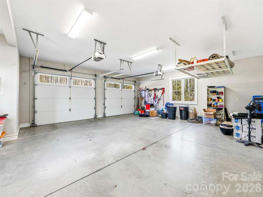 101 Glen Trillium Drive, Fletcher, NC 28732.  MLS# CAR4401703, YatesRealty ID 38622. 