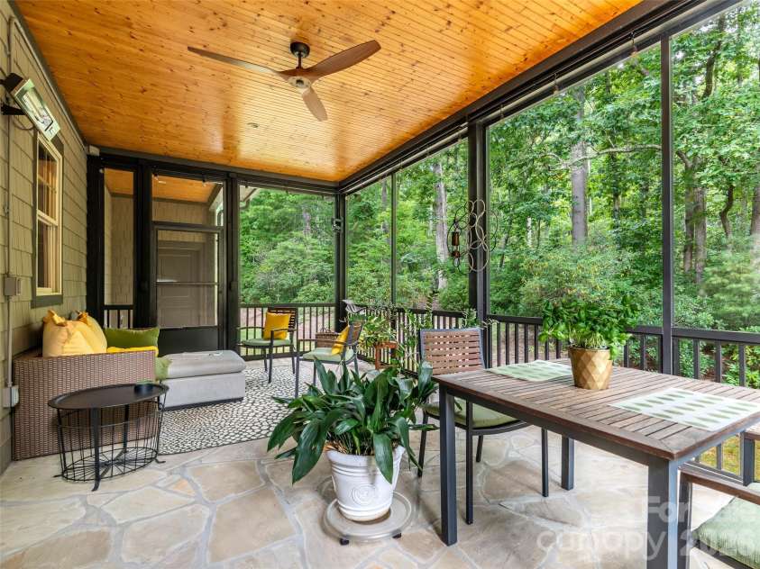 101 Glen Trillium Drive, Fletcher, NC 28732.  MLS# CAR4401703, YatesRealty ID 38622. 
