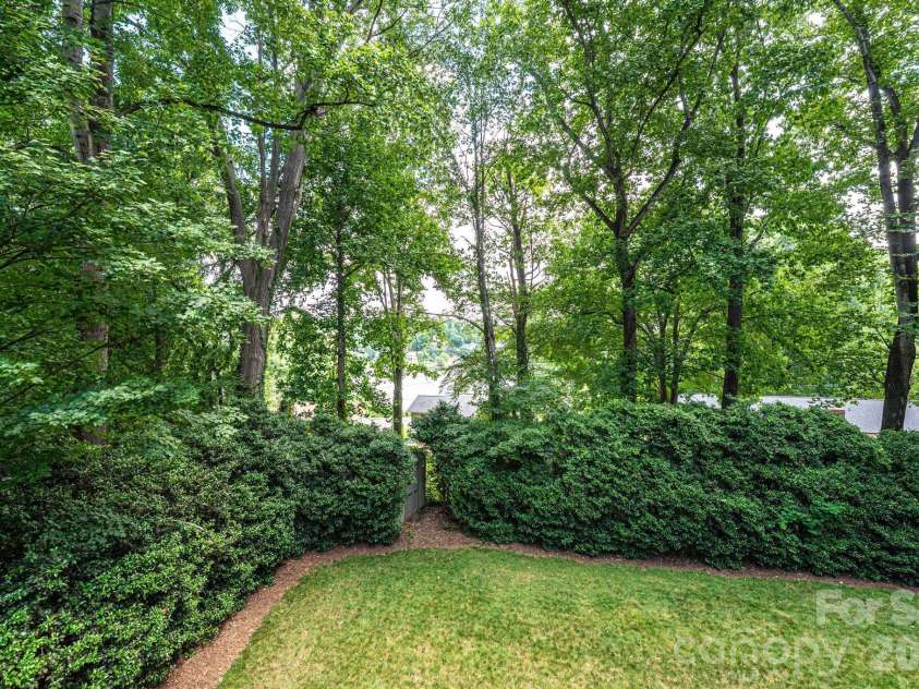 2028 10th Street Boulevard, Hickory, NC 28601.  MLS# CAR4405123, YatesRealty ID 38623. 