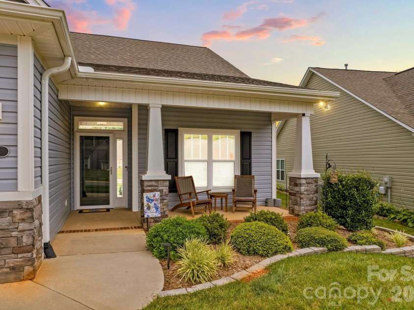 828 Wisteria Way, Salisbury, NC 28146.  MLS# CAR4402496, YatesRealty ID 38624. 