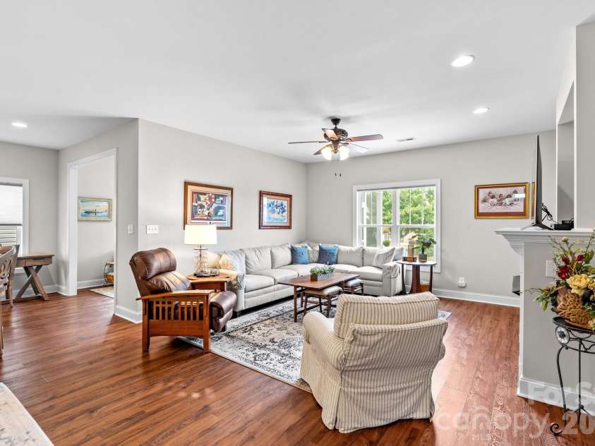 828 Wisteria Way, Salisbury, NC 28146.  MLS# CAR4402496, YatesRealty ID 38624. 