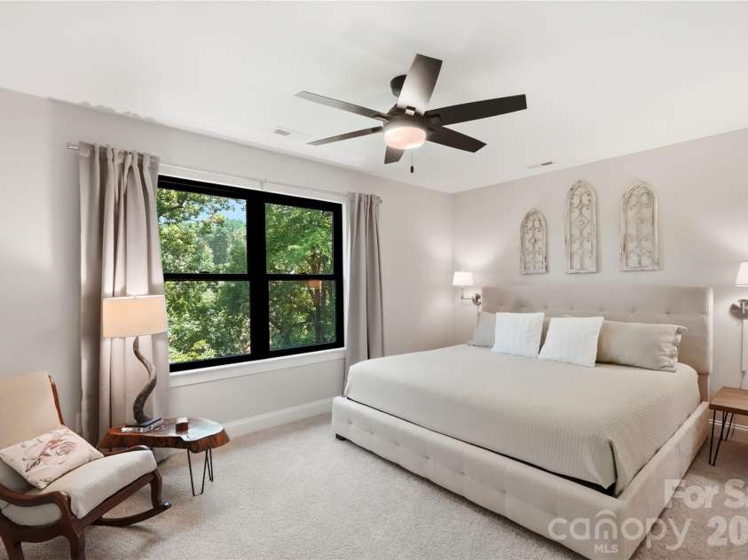 18532 Rosapenny Road, Charlotte, NC 28278.  MLS# CAR4404248, YatesRealty ID 38627. Secondary bedroom