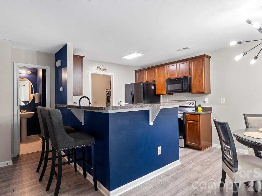 835 Rook Road, Charlotte, NC 28216.  MLS# CAR4398671, YatesRealty ID 38628. 