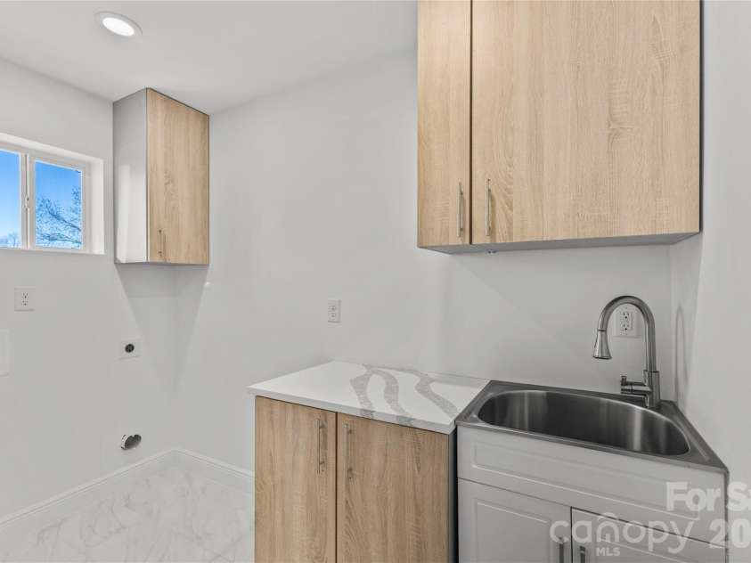 417 Boyte Street, Monroe, NC 28110.  MLS# CAR4321460, YatesRealty ID 3863. 