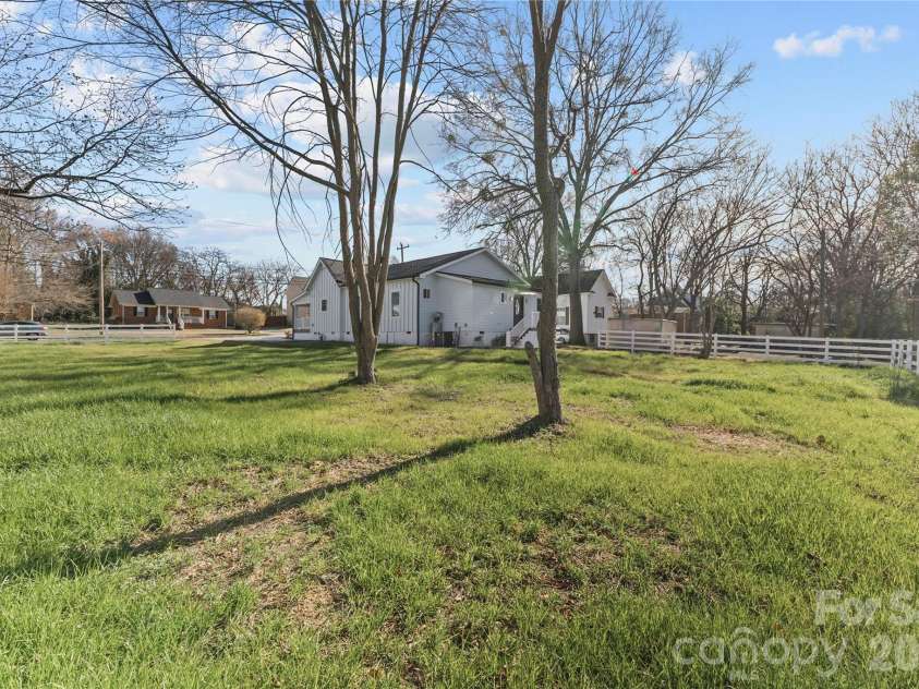 417 Boyte Street, Monroe, NC 28110.  MLS# CAR4321460, YatesRealty ID 3863. 