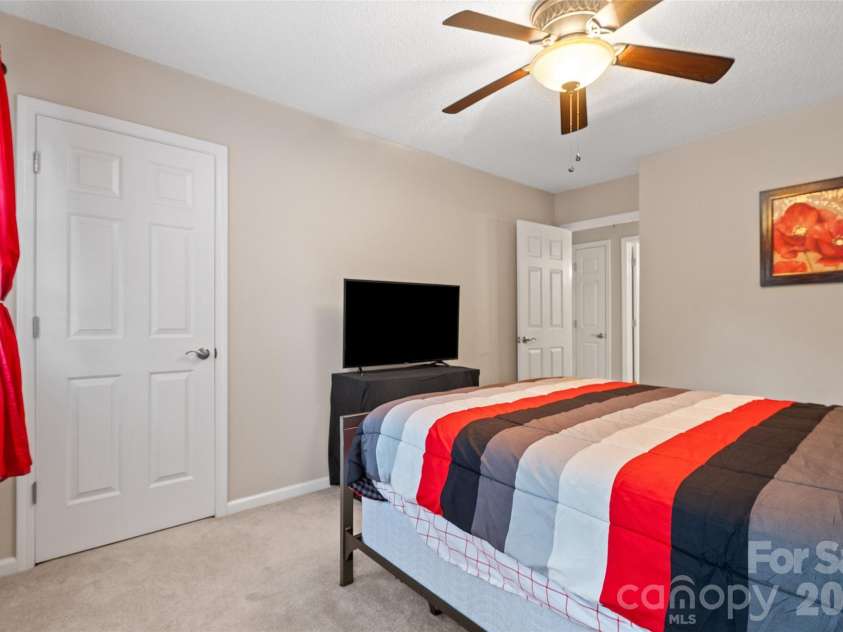 407 Cook Street, Kannapolis, NC 28083.  MLS# CAR4398777, YatesRealty ID 38630. 