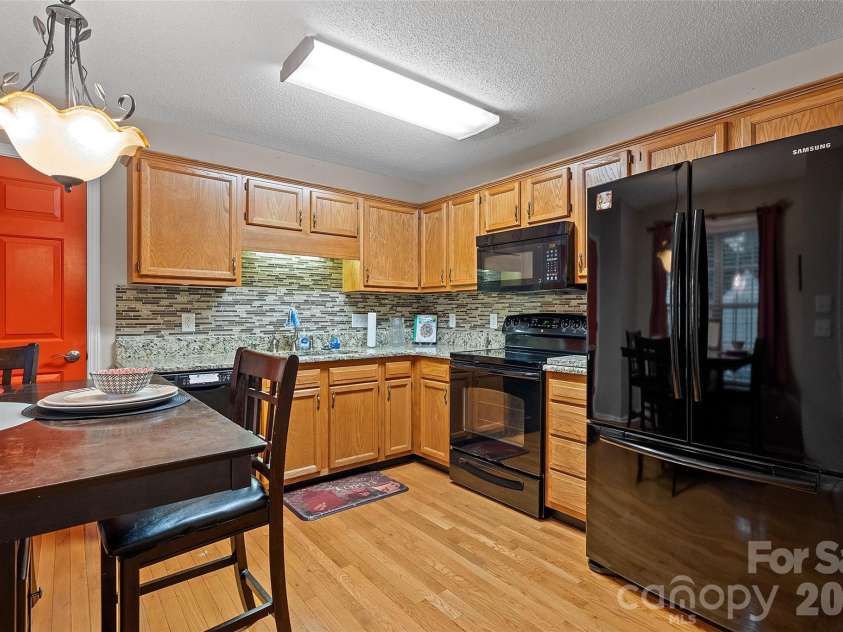 407 Cook Street, Kannapolis, NC 28083.  MLS# CAR4398777, YatesRealty ID 38630. 