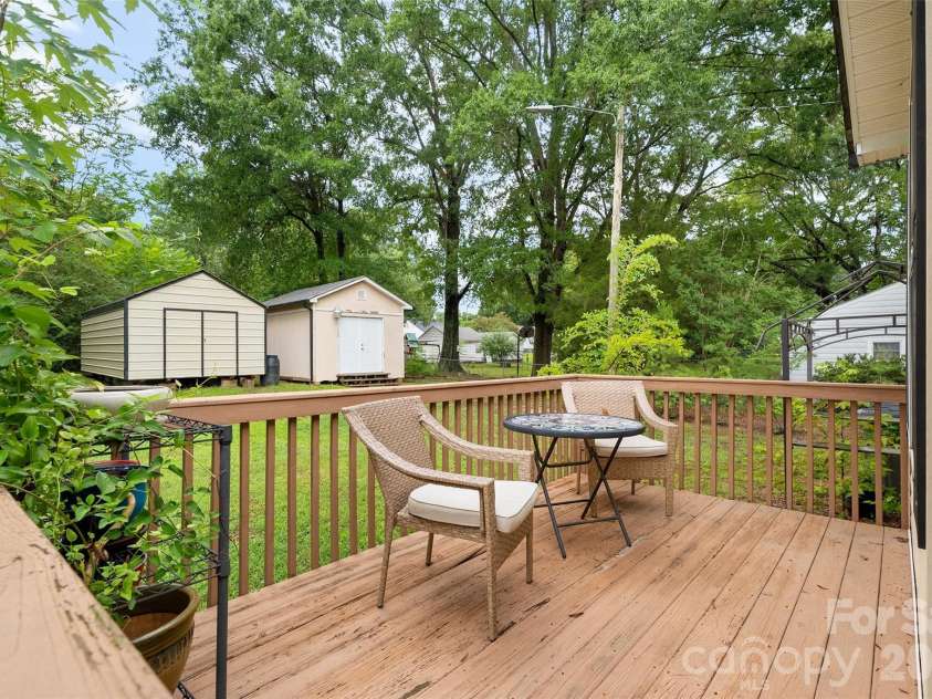 407 Cook Street, Kannapolis, NC 28083.  MLS# CAR4398777, YatesRealty ID 38630. 
