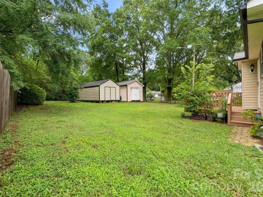 407 Cook Street, Kannapolis, NC 28083.  MLS# CAR4398777, YatesRealty ID 38630. 