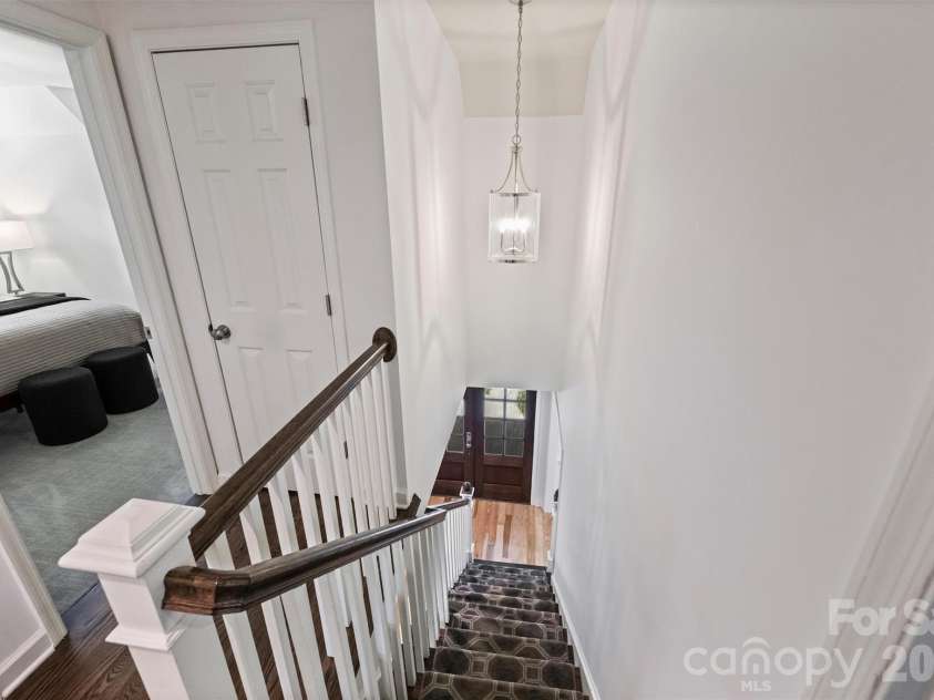 1506 Wandering Way Drive, Charlotte, NC 28226.  MLS# CAR4391135, YatesRealty ID 38633. 