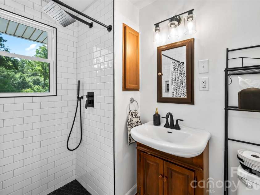 159 New Haw Creek Road, Asheville, NC 28805.  MLS# CAR4404159, YatesRealty ID 38635. 