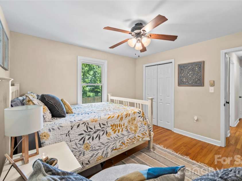 159 New Haw Creek Road, Asheville, NC 28805.  MLS# CAR4404159, YatesRealty ID 38635. 
