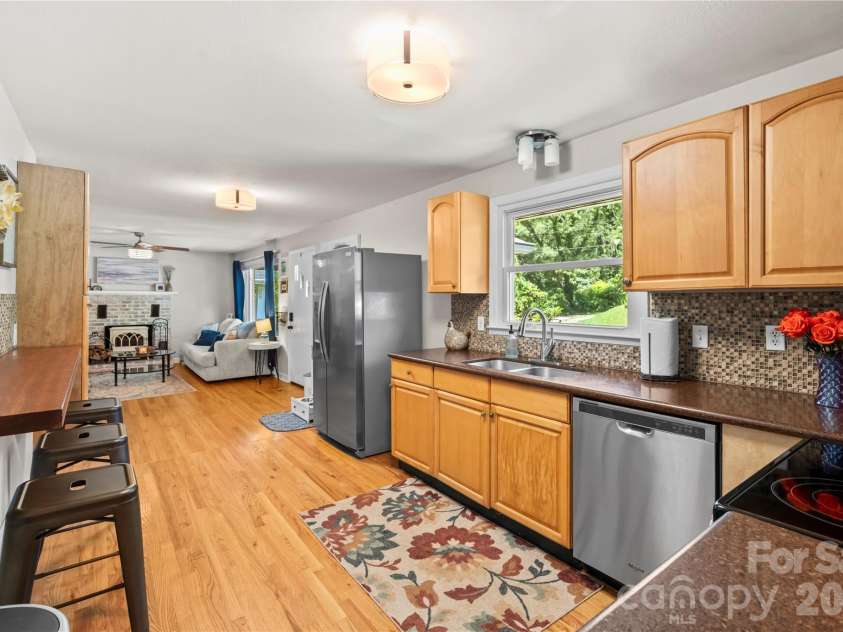 159 New Haw Creek Road, Asheville, NC 28805.  MLS# CAR4404159, YatesRealty ID 38635. 