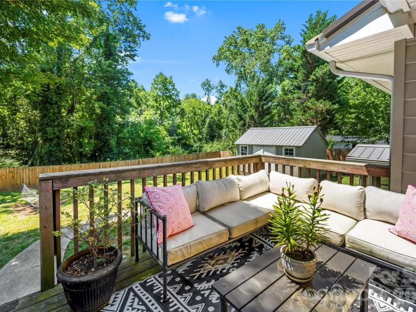 159 New Haw Creek Road, Asheville, NC 28805.  MLS# CAR4404159, YatesRealty ID 38635. 