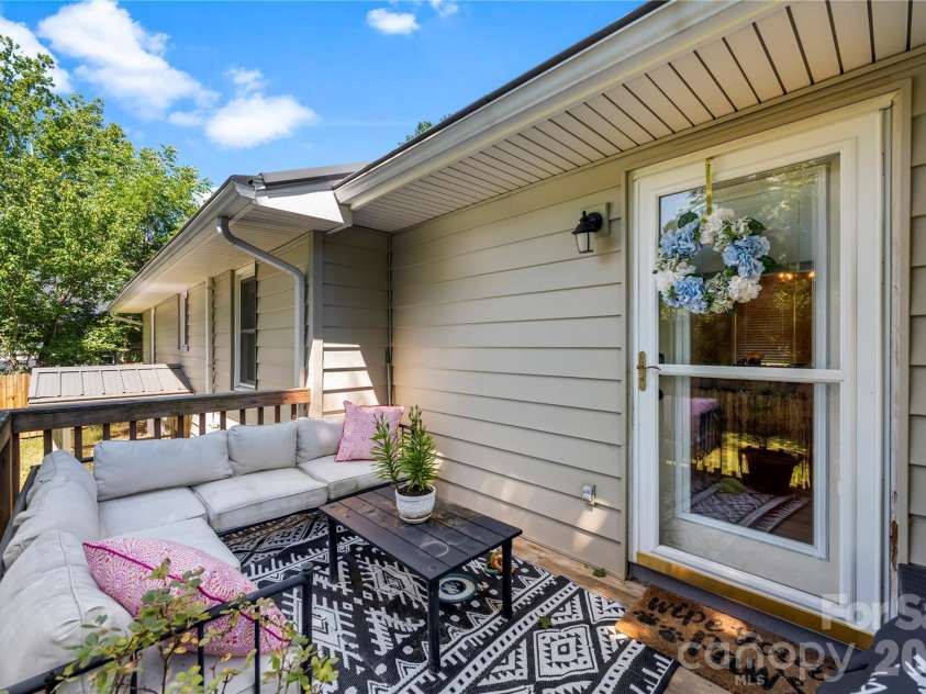 159 New Haw Creek Road, Asheville, NC 28805.  MLS# CAR4404159, YatesRealty ID 38635. 