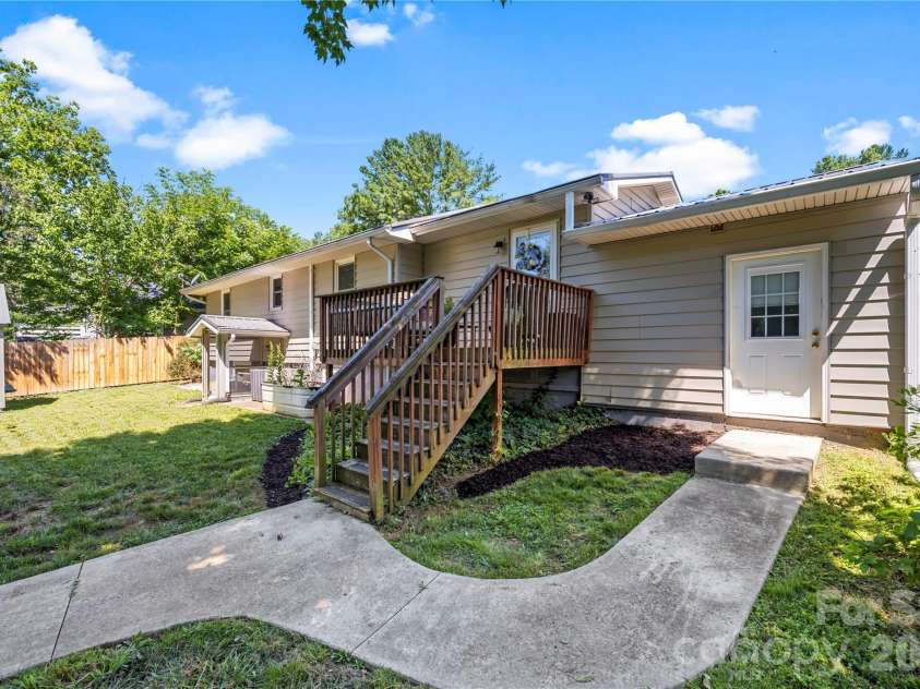 159 New Haw Creek Road, Asheville, NC 28805.  MLS# CAR4404159, YatesRealty ID 38635. 