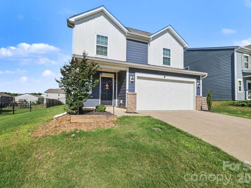 1277 Bryson Lane, Denver, NC 28037.  MLS# CAR4404637, YatesRealty ID 38637. 