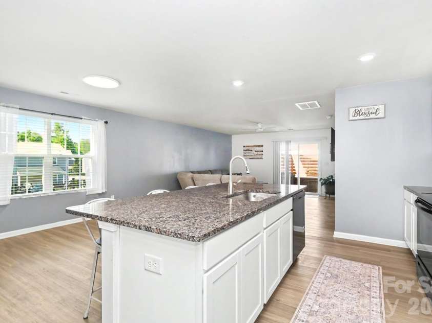 1277 Bryson Lane, Denver, NC 28037.  MLS# CAR4404637, YatesRealty ID 38637. 
