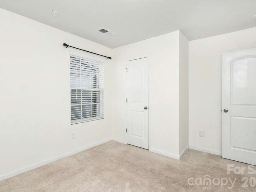 1277 Bryson Lane, Denver, NC 28037.  MLS# CAR4404637, YatesRealty ID 38637. 