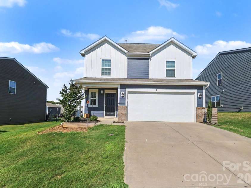 1277 Bryson Lane, Denver, NC 28037.  MLS# CAR4404637, YatesRealty ID 38637. 