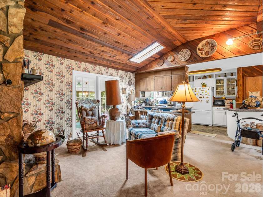 103 Maplewood Lane, Marion, NC 28752.  MLS# CAR4362446, YatesRealty ID 38639. 