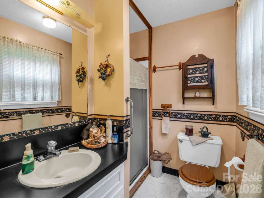 103 Maplewood Lane, Marion, NC 28752.  MLS# CAR4362446, YatesRealty ID 38639. 