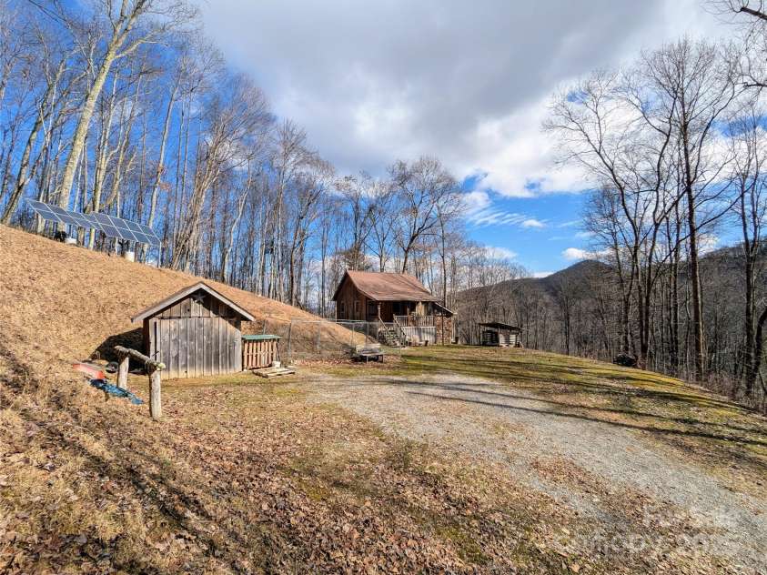 10120 Meadow Fork Road, Hot Springs, NC 28743.  MLS# CAR4218136, YatesRealty ID 3864. 