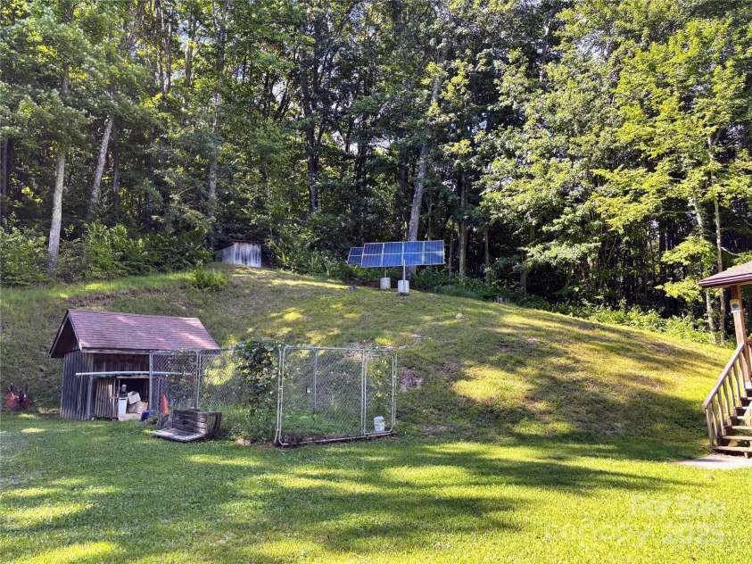 10120 Meadow Fork Road, Hot Springs, NC 28743.  MLS# CAR4218136, YatesRealty ID 3864. 