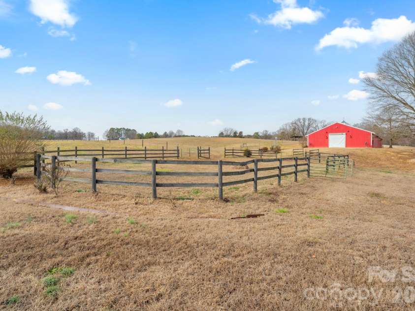 940 Wade Funderburk Road, Pageland, SC 29728.  MLS# CAR4334919, YatesRealty ID 3864. 