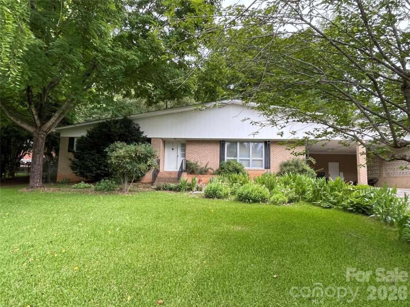 3209 Greenwood Park Circle, Albemarle, NC 28001.  MLS# CAR4406124, YatesRealty ID 38641. 
