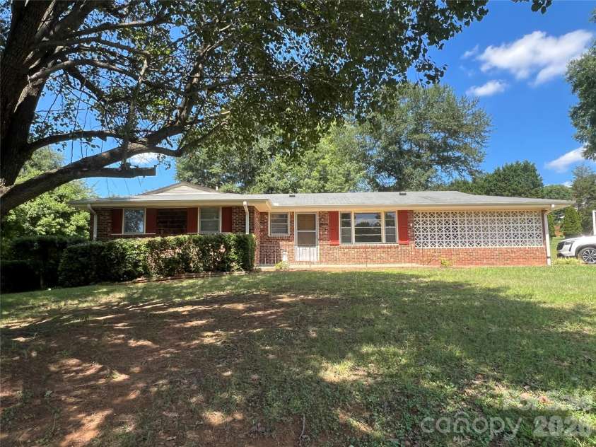649 Pine Extension, Forest City, NC 28043.  MLS# CAR4366427, YatesRealty ID 38642. 