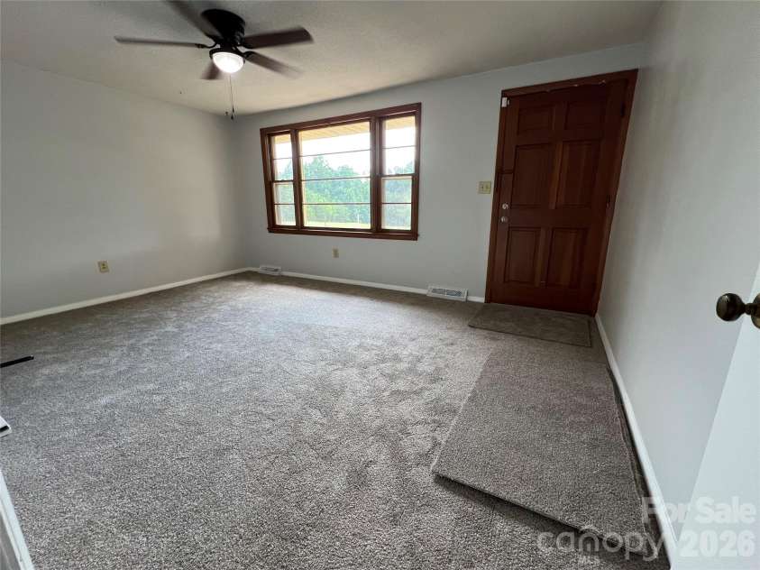 649 Pine Extension, Forest City, NC 28043.  MLS# CAR4366427, YatesRealty ID 38642. Living room