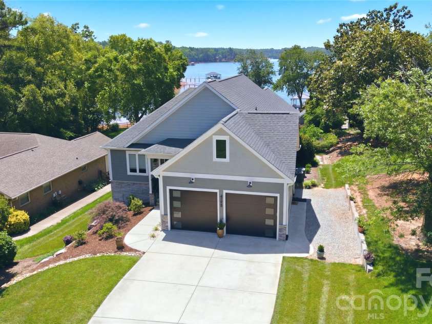 4293 Harbor Lane, Sherrills Ford, NC 28673.  MLS# CAR4393403, YatesRealty ID 38644. 