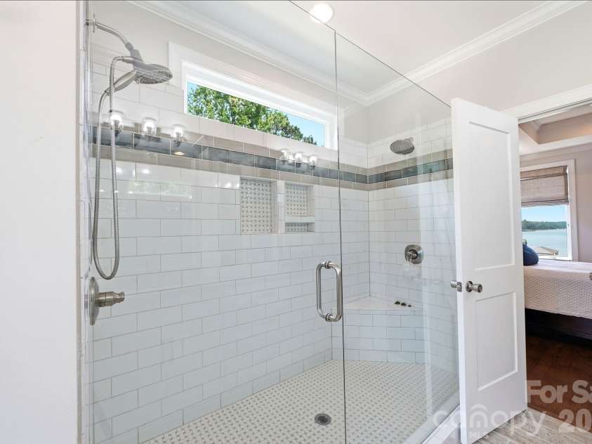 4293 Harbor Lane, Sherrills Ford, NC 28673.  MLS# CAR4393403, YatesRealty ID 38644. 